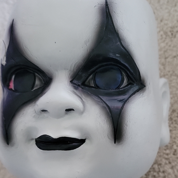 New Asland Halloween Resin Head Vase or Flower Pot - Picture 8 of 8